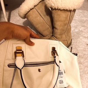 🤩🤩Brand New Elliott Lucca Cream Leather Satchel